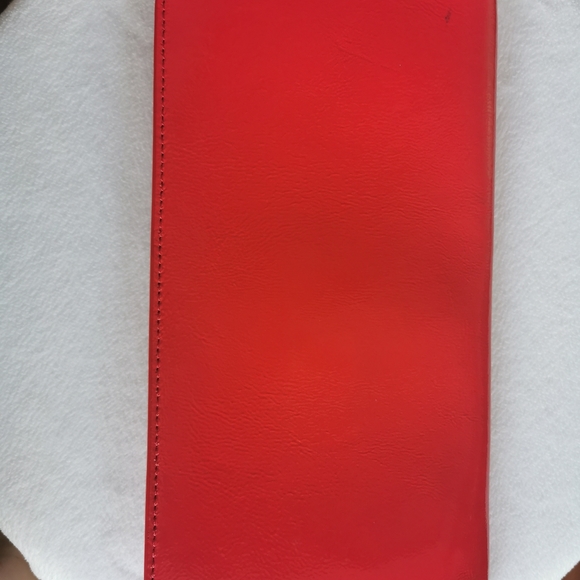 clutch - Picture 2 of 5